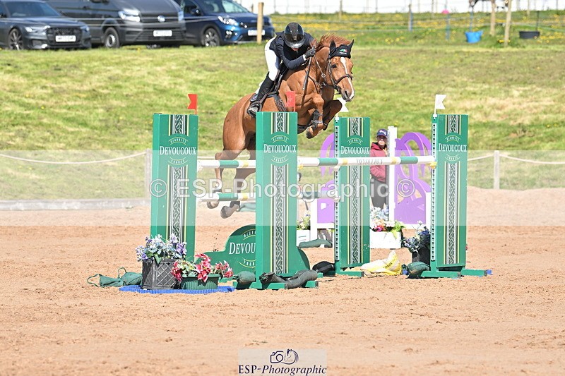 240420A-144955-11847 - Cls 7, 2 Star Medium Tour 1.35m