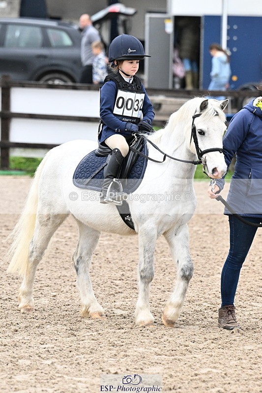 251109A-090033-00002 - Cls 01 40cm SJ LR