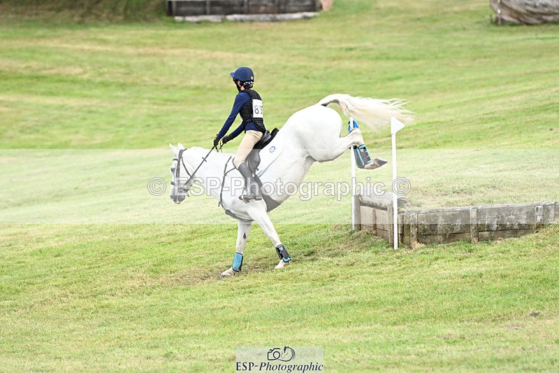 240825X-142213-34985 - 80cm XC 14.30 to 15.30