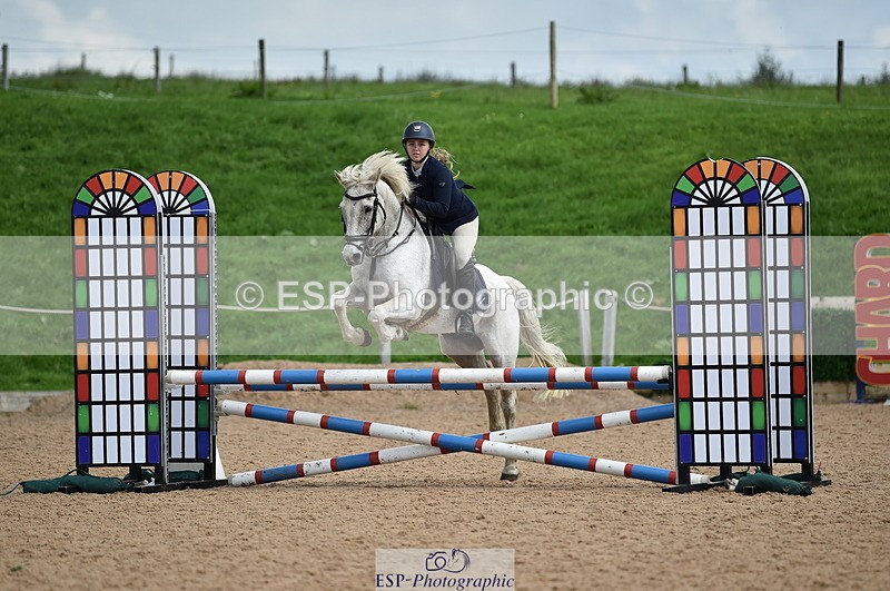 230902A-132254-01373 - Cls 3A Pony Medium 80cm