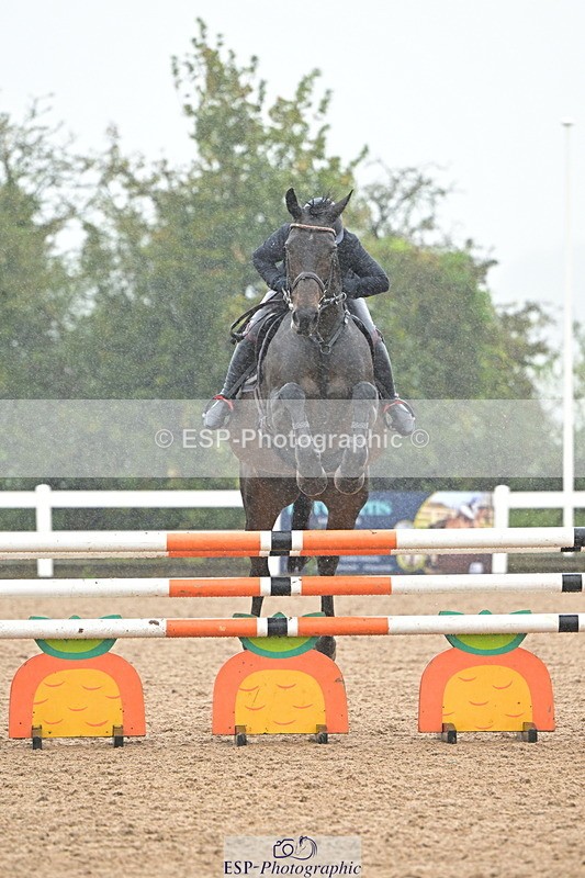 240925A-133444-00922 - Cls 4 Newcomers and 1.10m Open