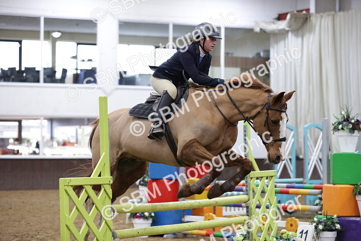 SBM_1704 - Class 7 - Equissage Pulse Senior BritiNovice/ 90cm Open