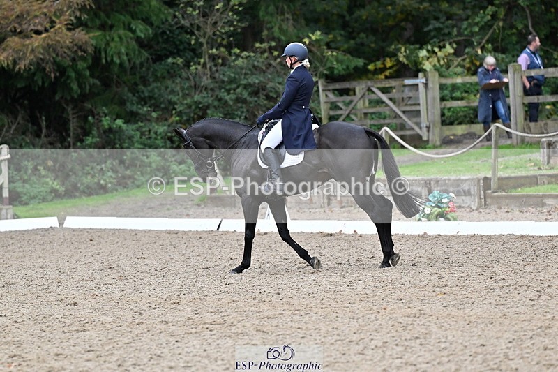 251022A-151442-00500 - B-110-Lizi.Popham