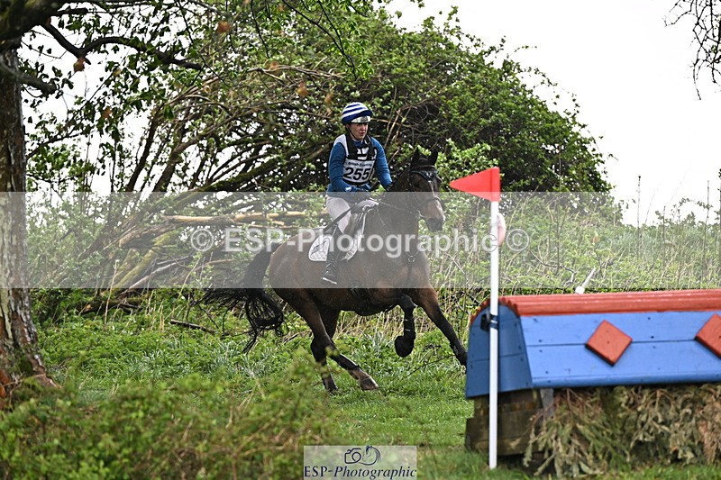 250418-134326-04269 - 255-Gemma.Gurvidi-LANHILL.THOMASINE