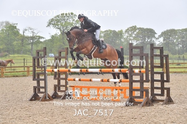 JAC_7517 - CLASS 14  Senior Newcomers/ 1.10m Open