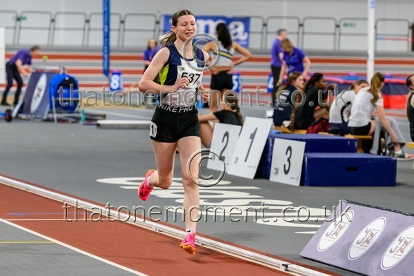 SeniorInd25-910868 - Track Female Set Two