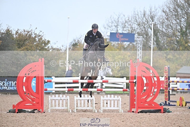 251029-120835-00425 - Newcomers and 1.10m