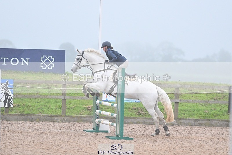 240813-192652-00928 - Classes 7 A&B 90cm