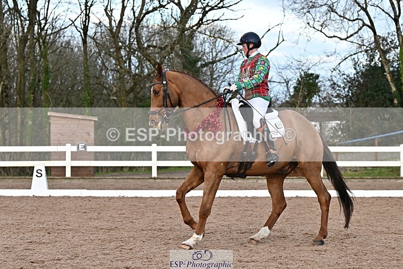 241214-151005-03127 - 137-Tyler.Bradshaw-Gijsbert