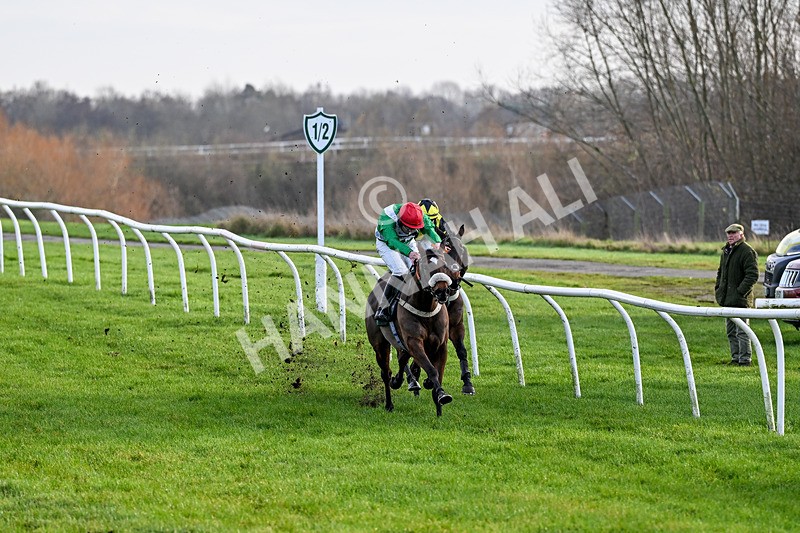 161225-Race 3-Passing Pleasure-8243 - Race 3