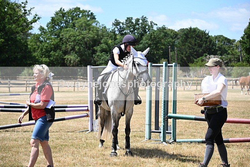 WJ6_5996 - Class 13 Novice 60cm