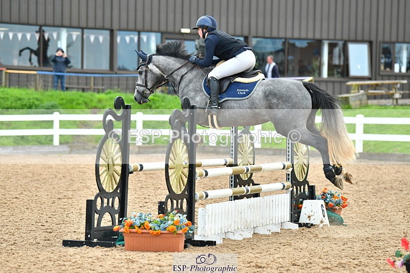 230813A-092230-11033 - Cls 39 A&B British Novice & 90cm Open