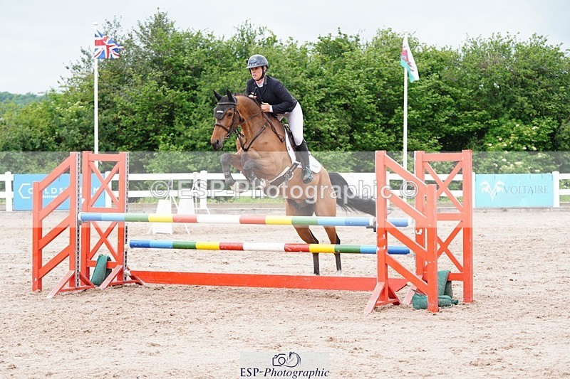 250524-115248-06459 - Cls 21 A&B Snr Disco & 1.00m Open