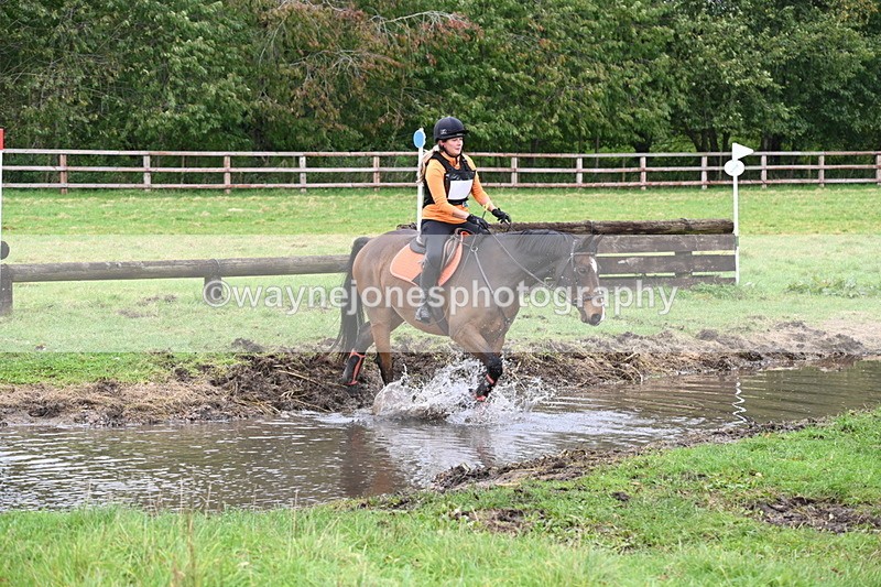 WJ6_6033 - Time at Photographer 12:41 to 13:05