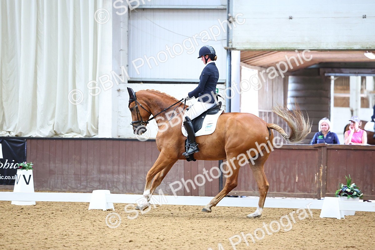 SBM_006449 - Class 5 - novice 6 - 12.04-13.07