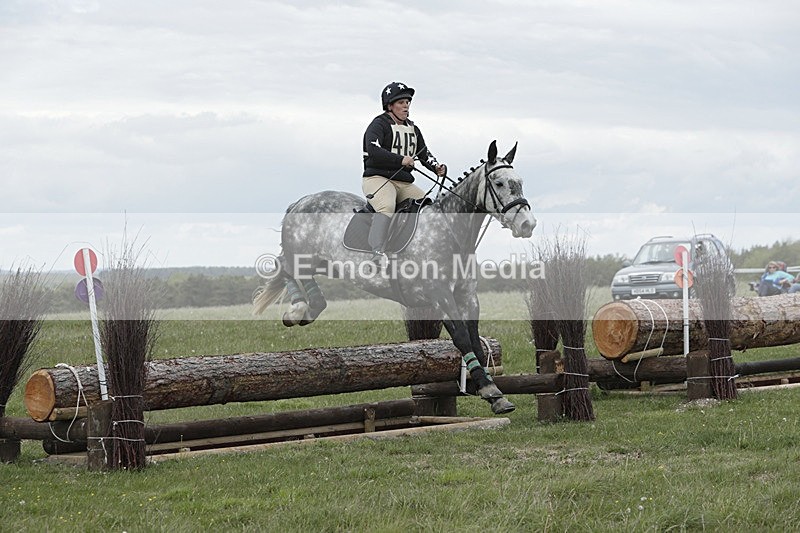 BVHT 140517  NXC -437 - Class 2 XC Novice 14/05/17
