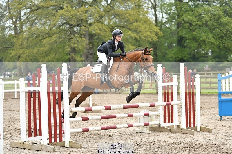 230512-095007-00405 - Cls 10 Snr 85cm Schooling