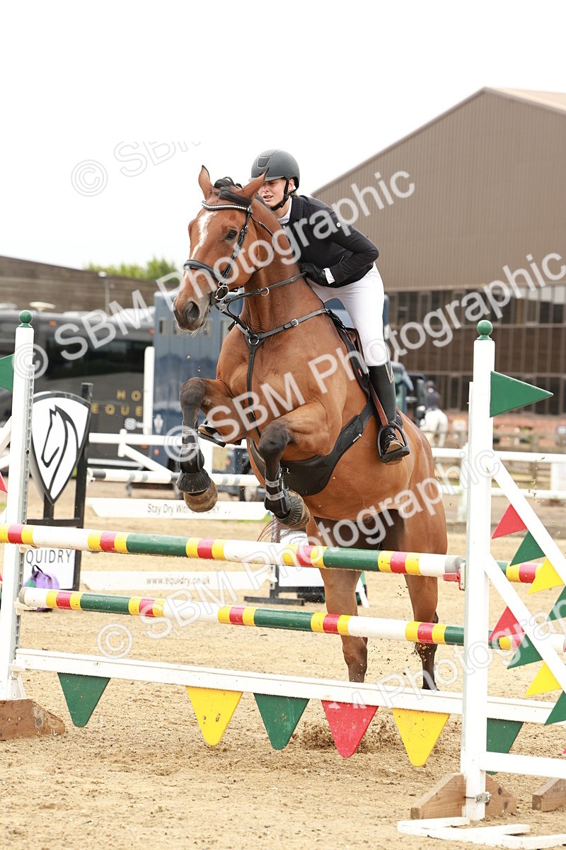 1I0A7635 - Class 4 - Senior Newcomers 1.10m