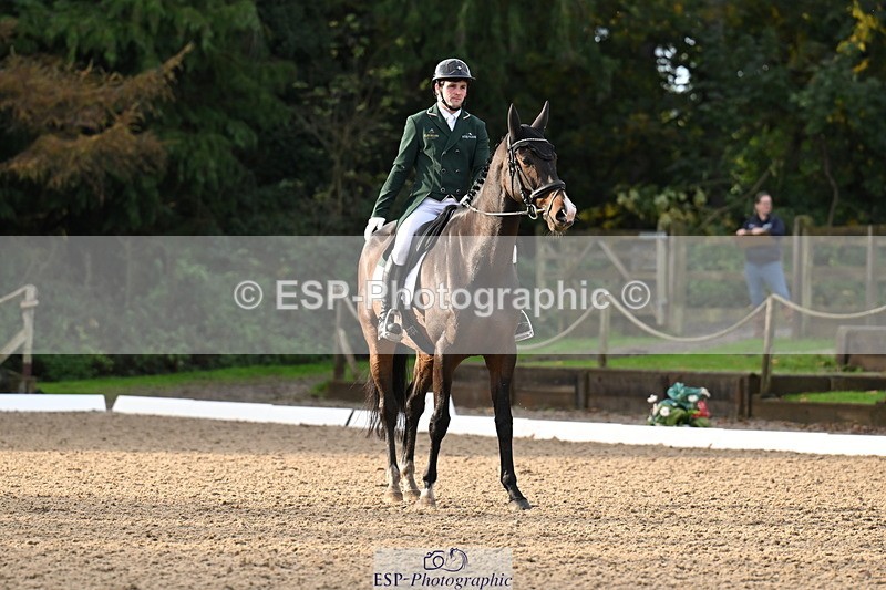 251023A-093527-01295 - B-121-Patrick.Whelan