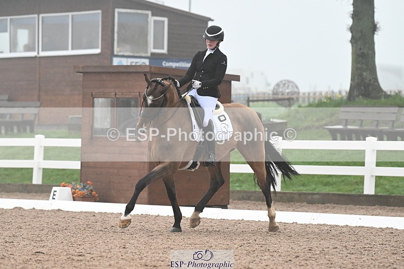 240217A-145758-03765 - 117-Jessie.Kirby-As.Well.de.la.Roche.CMF