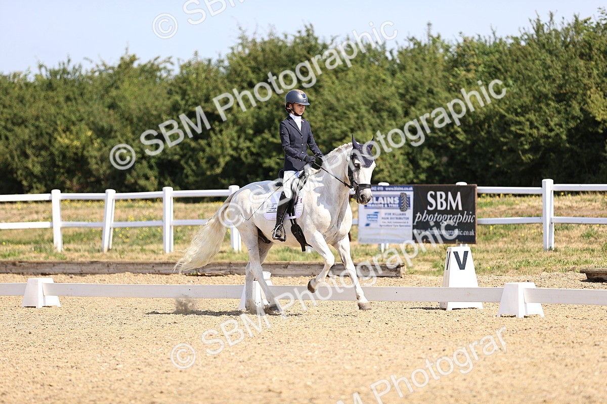 SBM_009207 - Novice 5 - 9.50-10.53
