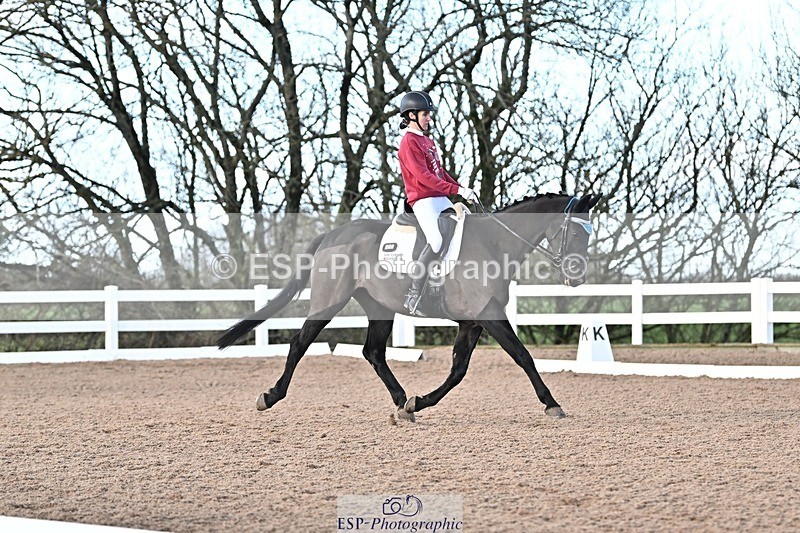 241214-115202-01472 - 131-Alys.Matravers-DARGASONS.MOON.SHADOW