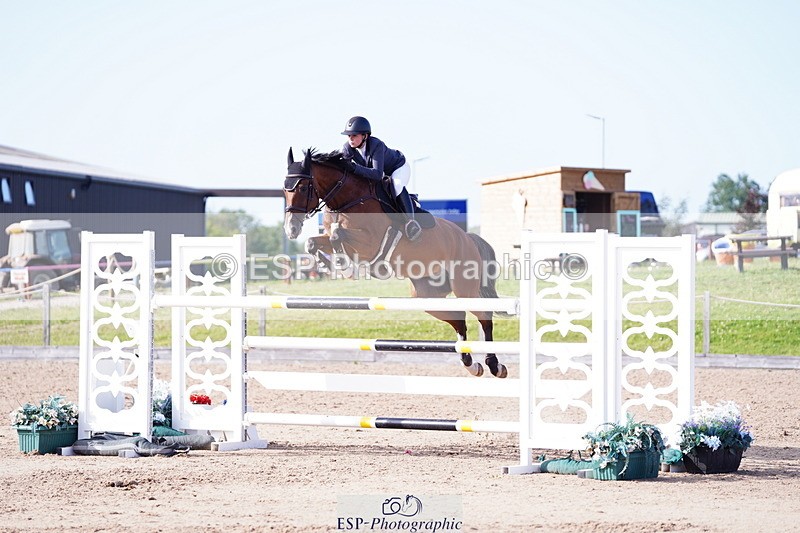 240803A-172900-09541 - Cls 33 National 1.40m Open