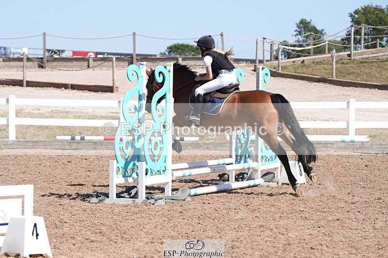 260811-150809-00008 - Cls 1 and 2 Clear Round
