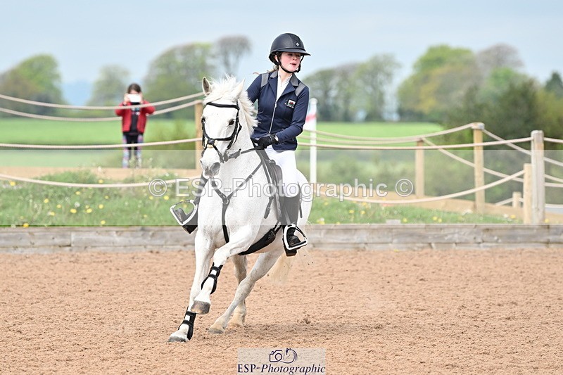 240506A-114028-08560 - Cls 4 Blue Chip Pony Newcomers & 1m Open