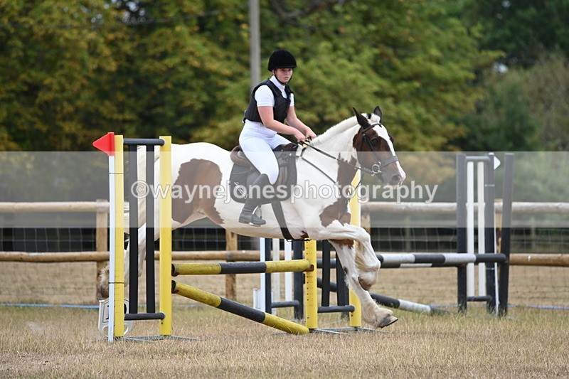 WJ6_0718 - Class 14 Intermediate Jumping 75cm