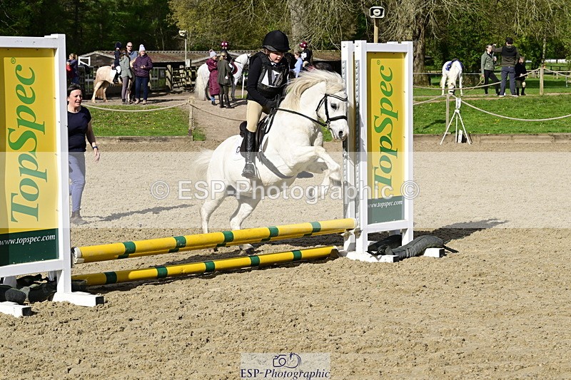 260411A-095234-00375 - 40cm Assisted