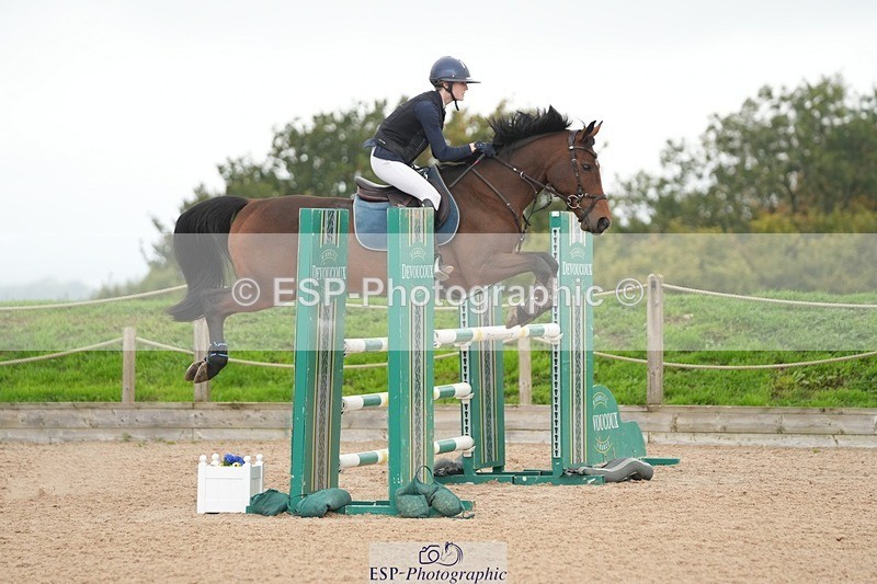 250920-122343-01252 - Cls 10 Pony Foxhunter and 1.10m