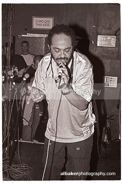 32 - Friends-&-Family @ the-roadhouse 31.05.03