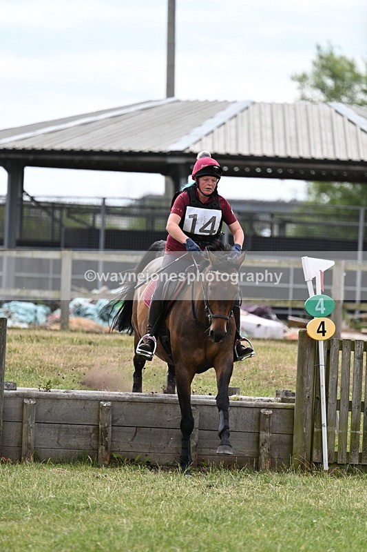 WJ7_4996 - 60cm XC Time 09:58 to 10:16