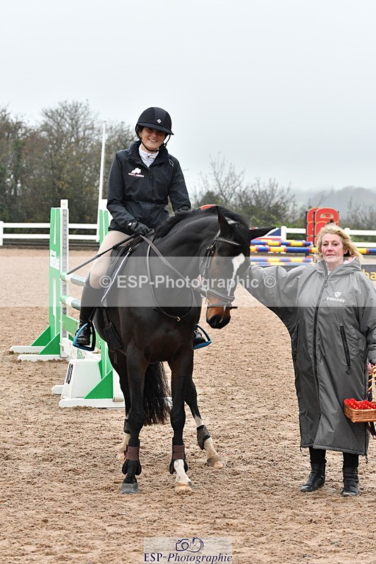 231112A-105247-03457 - Cls 17 Blue Chip Novice Winter Qualifier