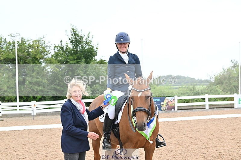 240815A-131147-01194 - Cls 8-P Freestyle Medium Silver