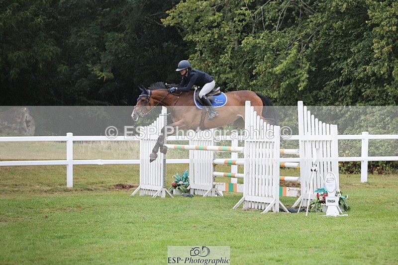 250830A-130643-06554 - Cls 16 Snr Newcomers and 1.10m Open