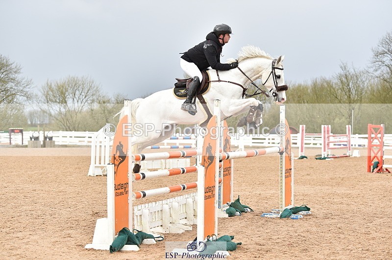 240327A-141154-00702 - Cls 5 Foxhunter and 1.20m Open