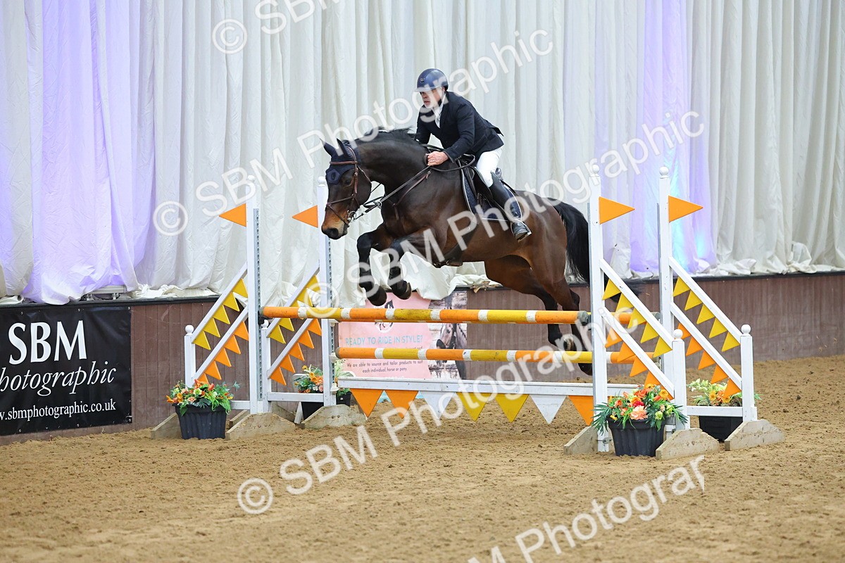 SBM_010167 - Class 21 - Nupafeed Supplements Senior Discovery/ 1m Open - First Round (1.00m)