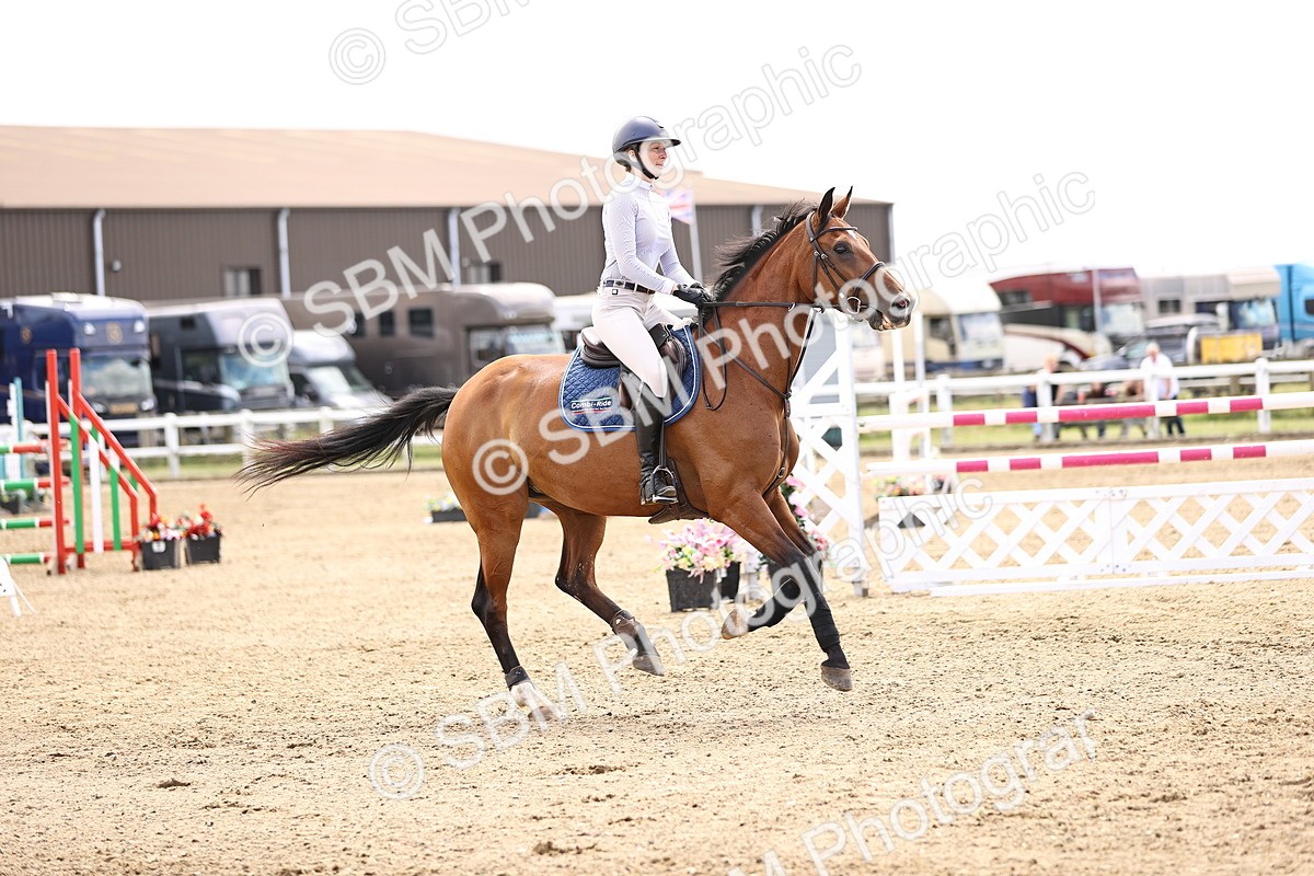 SBM_003485 - Class 22 - Senior Foxhunter 1.20m