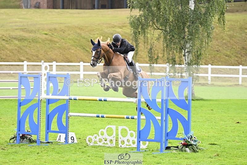 250831A-132423-10503 - Cls 37 Snr 1.35m Grand Prix