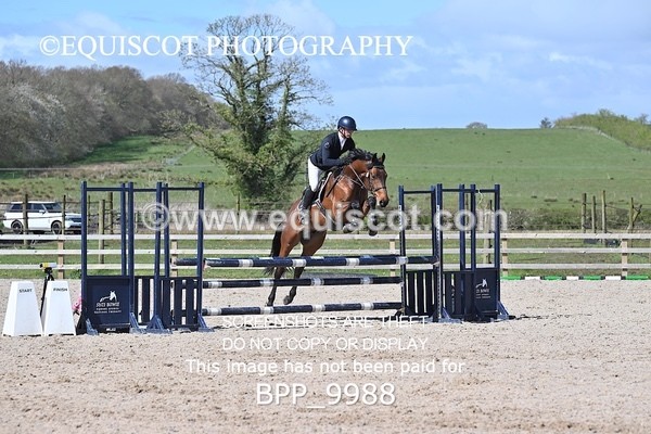 BPP_9988 - CLASS 19 SUN Senior British Novice/ 90cm Open