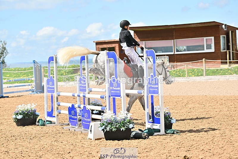 240504A-115839-01368 - Cls 3 Pony Discovery & 90cm Open