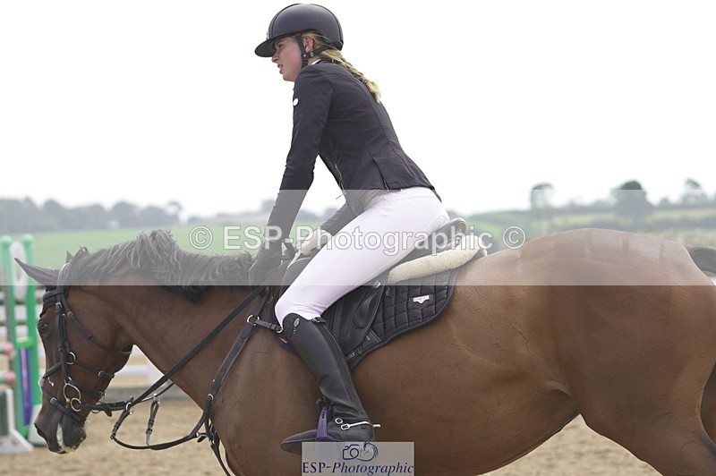 230810A-140302-02598 - Cls 4 1.05m Amateur Quali