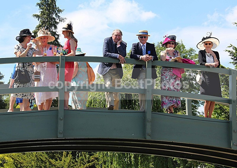 140703 HRR SPECTATORS WT7A9835 - HENLEY ROYAL REGATTA - THURSDAY 3RD July 2014