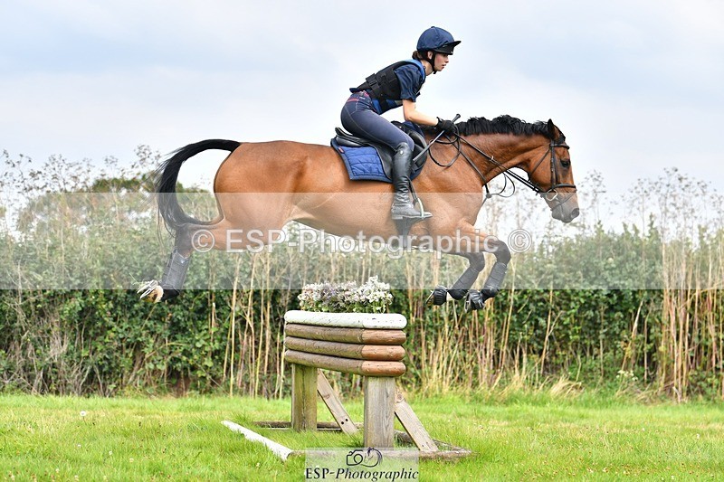 230817-132557-02914 - Abbie's 1st Group - XC