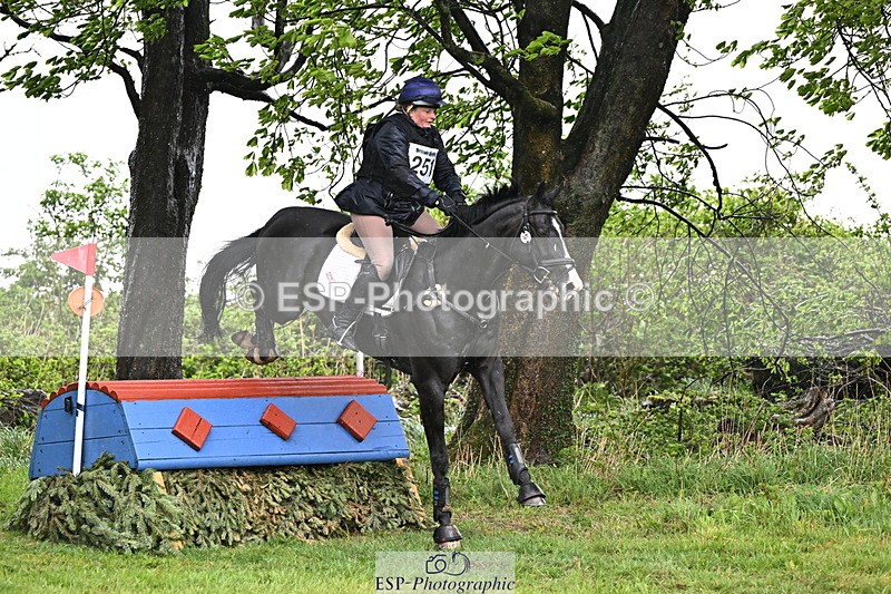 250418-140907-05440 - 251-Charlotte.Rowe-HEVANS.ROYAL.REVOLUTION