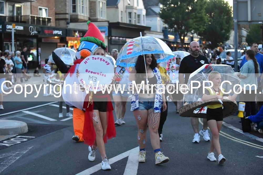 SH4_4019 - Carnival Procession.