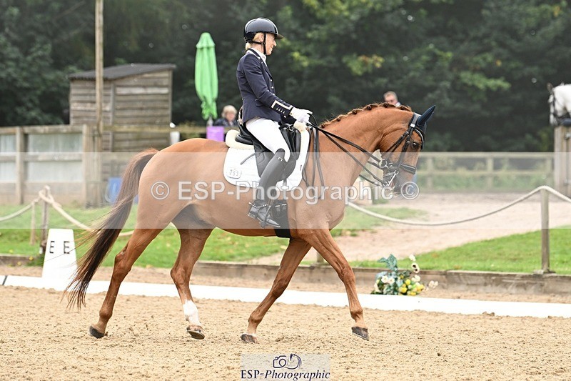 240811-114059-05573 - 253-Pauline.Jaggs-Emilio.Onneke