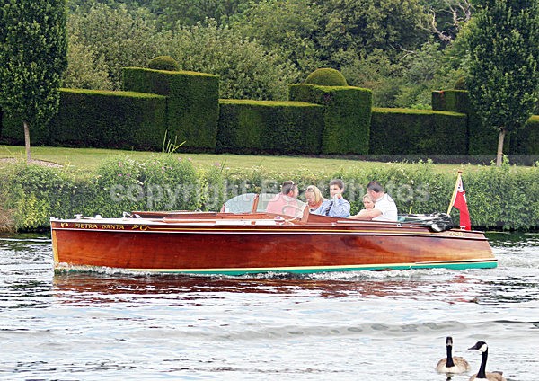 110702 PIETRA SANTA IMG_7800 - HENLEY ROYAL REGATTA JULY 2011